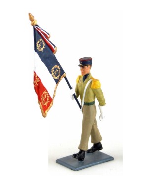 porte-drapeau du 8e RPIMa (Régiment de Parachutistes d'Infanterie de Marine)