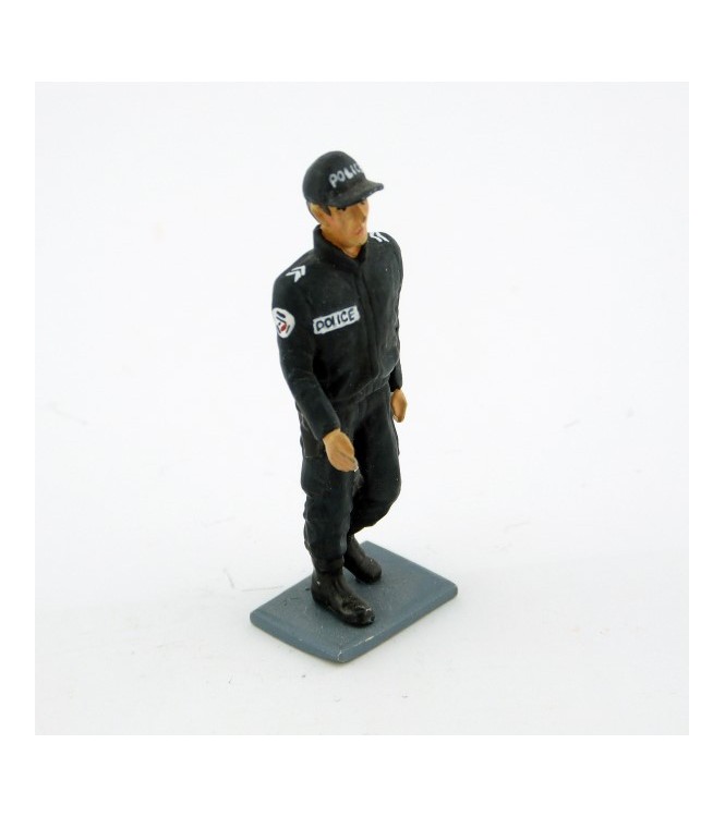 Policier (Gardien de la Paix) contemporain