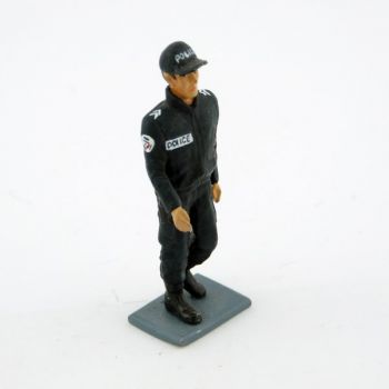 Policier (Gardien de la Paix) contemporain