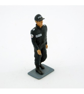 Policier (Gardien de la Paix) contemporain