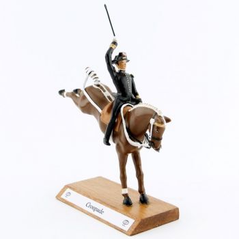 Cabriole, cavalier du Cadre Noir, grand modèle (h. 85 mm)