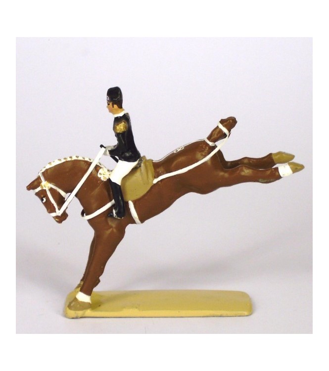 Croupade, cavalier du Cadre Noir, petit modèle (h. 55 mm)