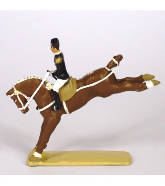 Croupade, cavalier du Cadre Noir, petit modèle (h. 55 mm)