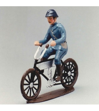 Motocycliste En Tunique Bleu Horizon