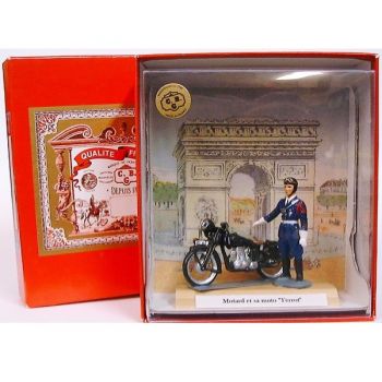 motard de police (1950) et sa moto Terrot en coffret de luxe