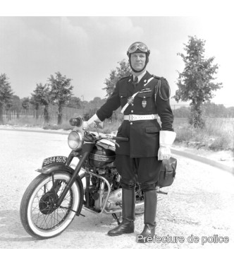 motard de police (1950) et sa moto Terrot