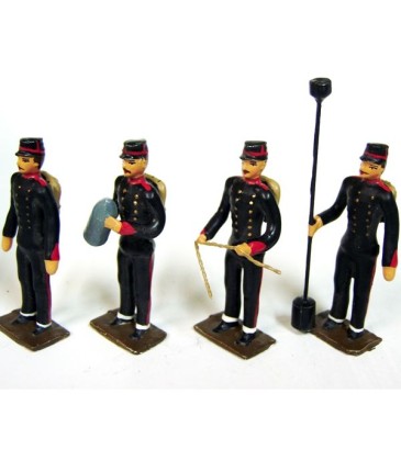 Servants, artillerie de campagne et divers