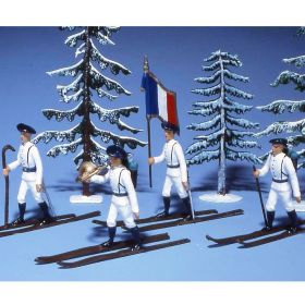 Chasseurs alpins en tenue d'hiver (blanc) à skis